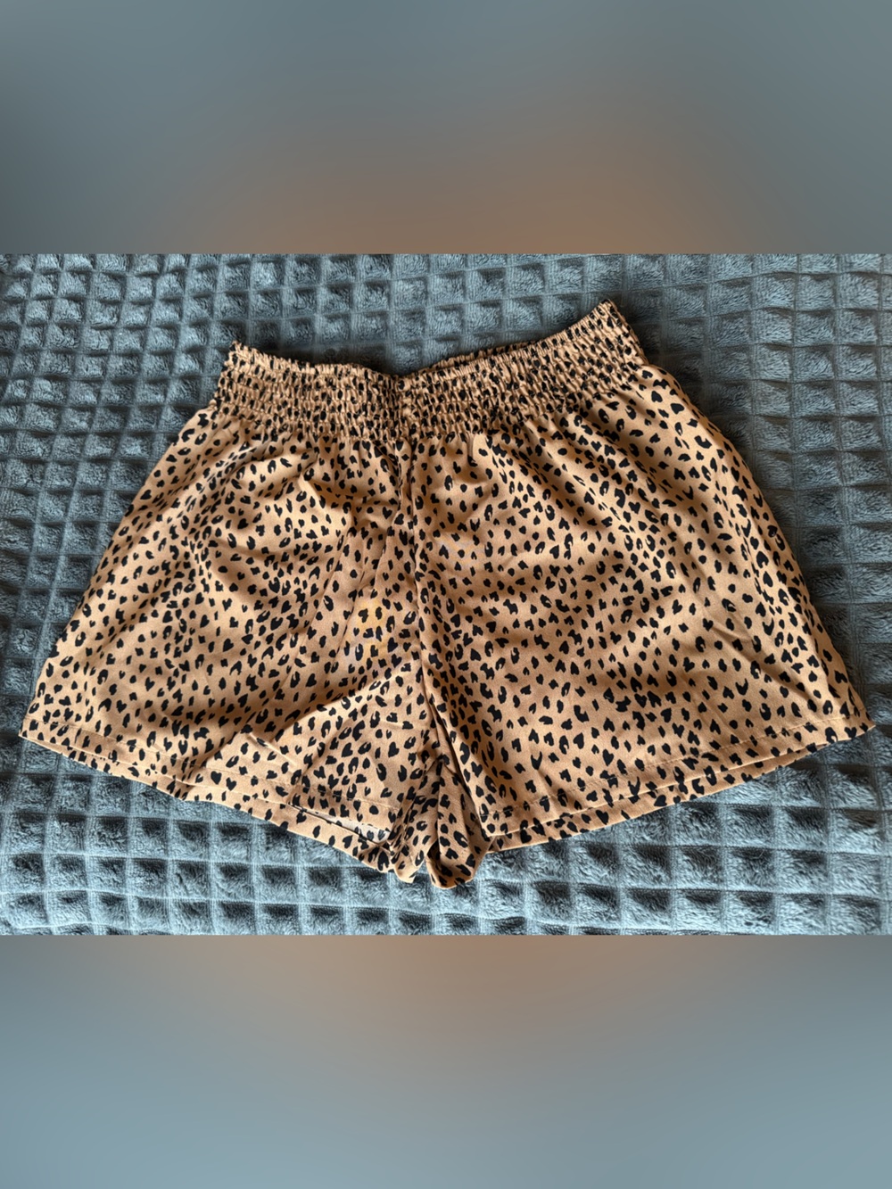 Small Cheetah Print Elastic-Waist Women’s Shorts - Tan/Black Flowy Lightweight